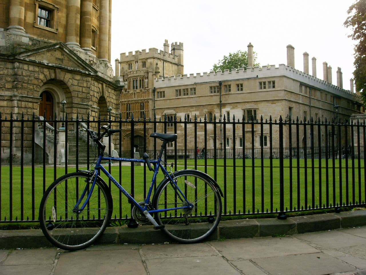 Oxford — 2