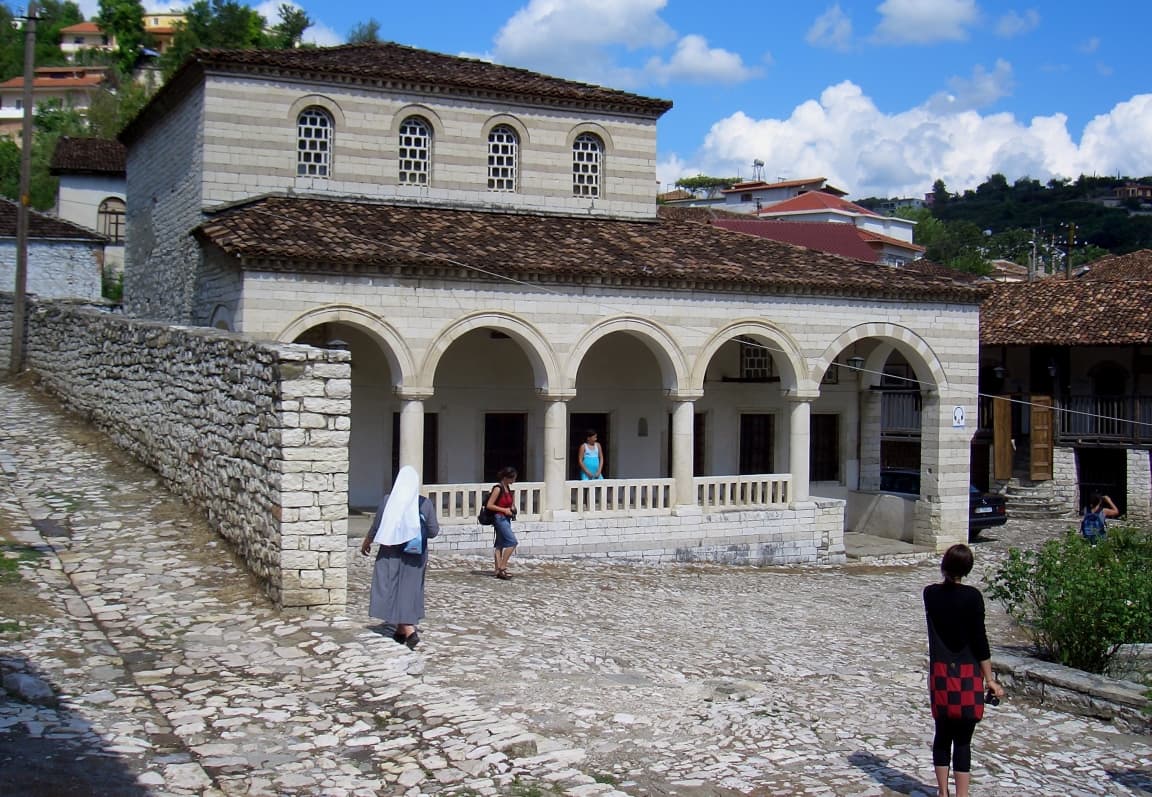 Berat — 4
