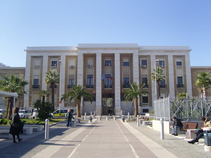 Bari — 1